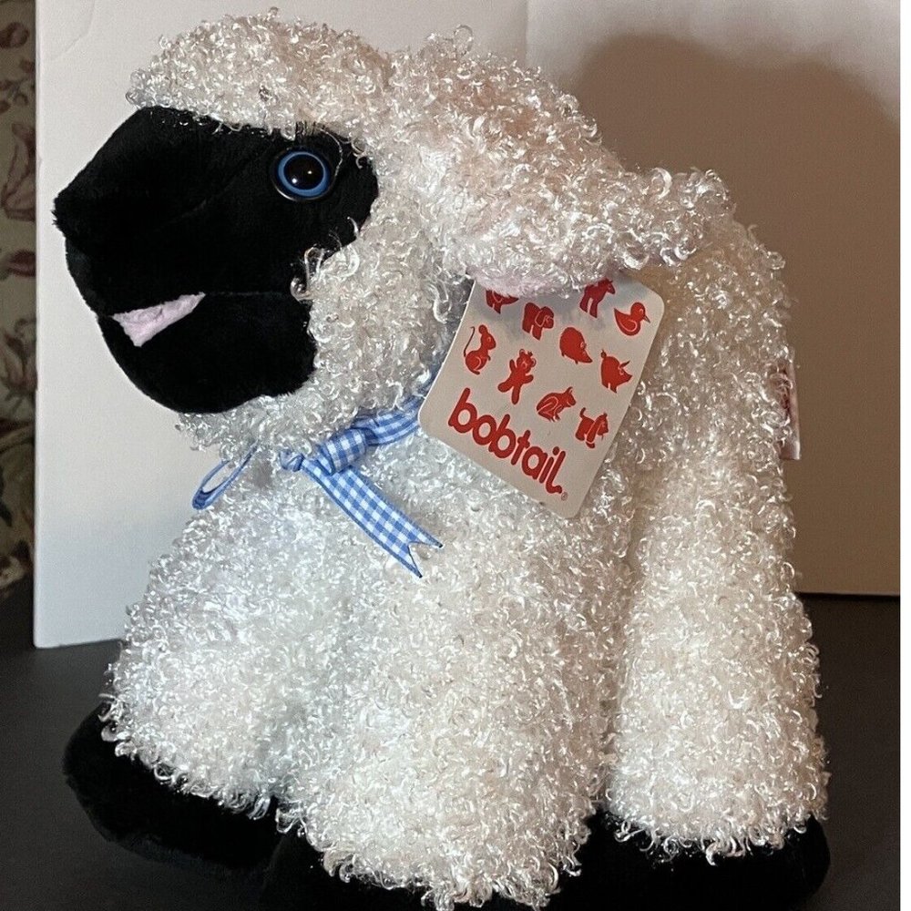 VERY RARE 2005 Bobtail Plush Lamb Black Face/weighted feet blue eyes eyelashes